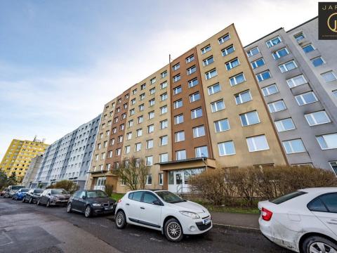 Pronájem bytu 2+kk, Kladno, Vít. Nezvala, 45 m2