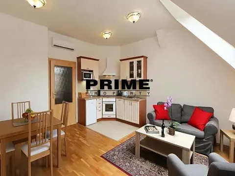 Pronájem bytu 2+kk, Praha - Vinohrady, Na Kozačce, 42 m2