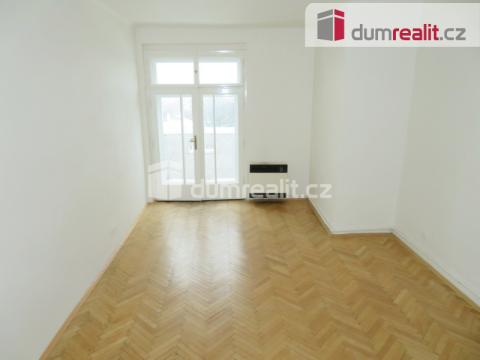 Pronájem bytu 2+kk, Praha - Bubeneč, Českomalínská, 60 m2