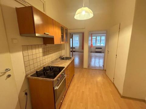 Pronájem bytu 2+kk, Praha - Nusle, Kloboučnická, 50 m2