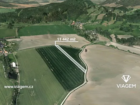 Prodej podílu pole, Kravaře, 2065 m2