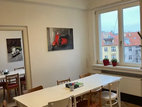 Pronájem kanceláře, Praha - Bubeneč, Národní obrany, 24 m2