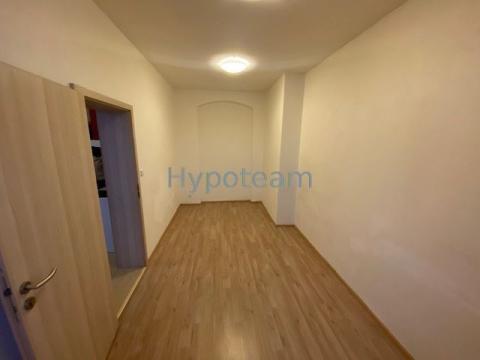 Pronájem bytu 2+1, Ústí nad Labem - Ústí nad Labem-centrum, Jateční, 41 m2