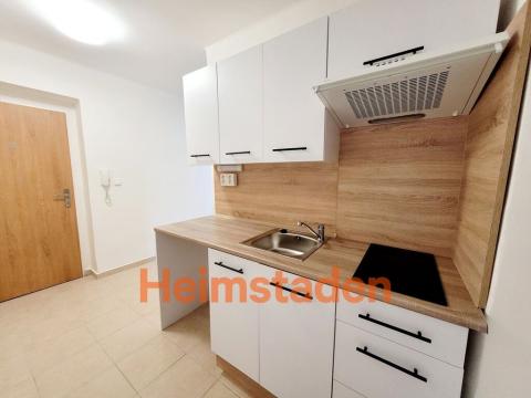 Pronájem bytu 1+kk, Havířov - Město, Hlavní třída, 34 m2