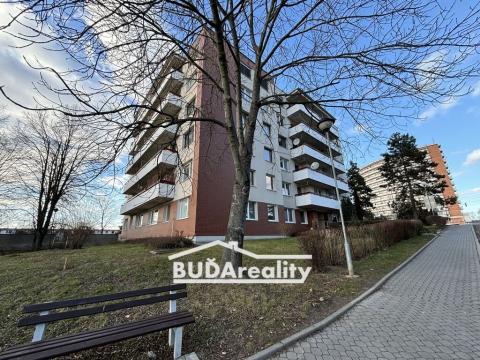 Prodej bytu 2+1, Zlín, Okružní, 58 m2