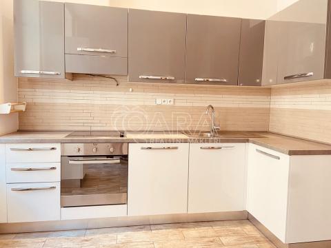 Prodej atypického bytu, Praha - Smíchov, Pavla Švandy ze Semčic, 126 m2