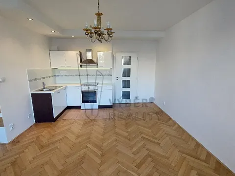 Prodej bytu 2+kk, Praha - Karlín, Sokolovská, 47 m2