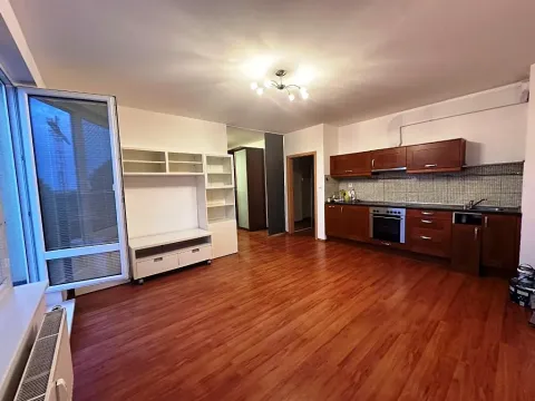 Pronájem bytu 2+kk, Praha - Hlubočepy, Werichova, 41 m2