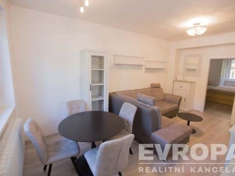 Prodej bytu 2+kk, Praha - Vršovice, Ruská, 44 m2