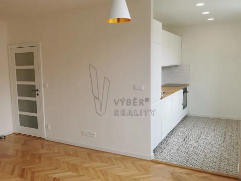 Prodej bytu 1+kk, Praha - Chodov, Valentova, 31 m2