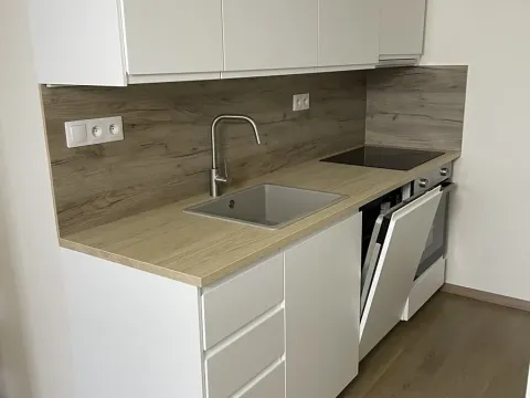 Pronájem bytu 2+kk, Praha - Kamýk, Pšenčíkova, 60 m2