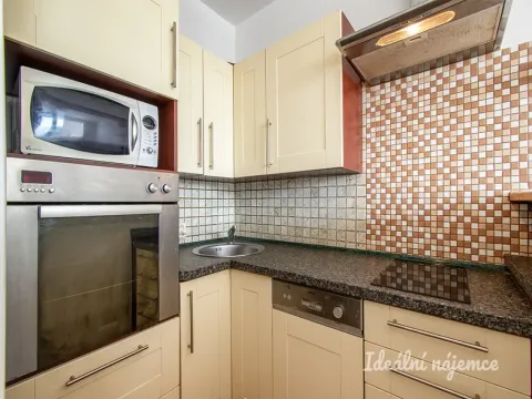 Pronájem bytu 2+kk, Praha - Modřany, Pertoldova, 41 m2