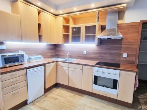 Pronájem bytu 2+kk, Strážnice, Vinohradská, 79 m2