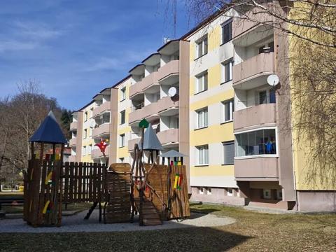 Pronájem bytu 4+1, Luhačovice, Zahradní čtvrť, 87 m2