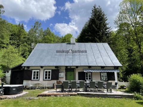 Prodej rodinného domu, Dolní Dvůr, 200 m2