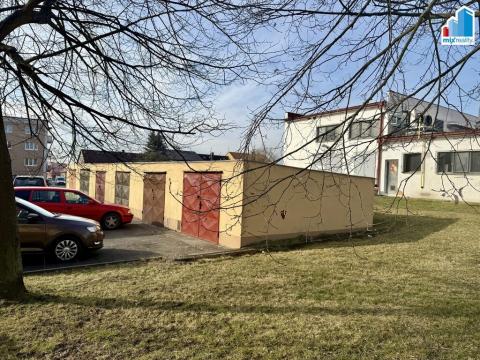 Pronájem garáže, Nýřany, Komenského, 24 m2