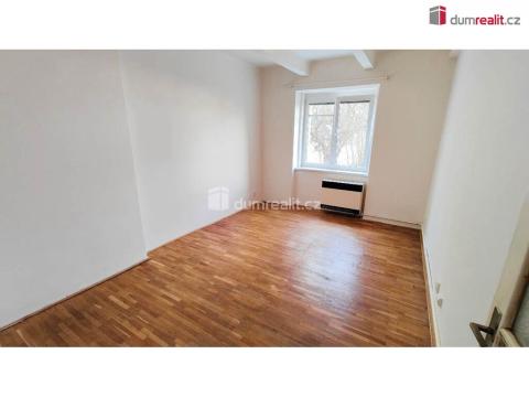 Pronájem bytu 2+kk, Praha - Vinohrady, Nad olšinami, 44 m2