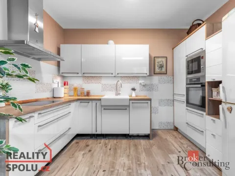 Prodej rodinného domu, Jablonec nad Nisou - Mšeno nad Nisou, Želivského, 300 m2