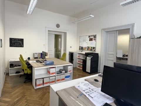 Pronájem kanceláře, Praha - Smíchov, Na bělidle, 105 m2