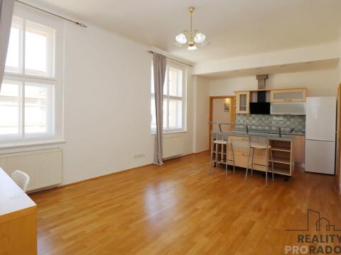 Pronájem bytu 2+kk, Praha - Žižkov, Přemyslovská, 52 m2