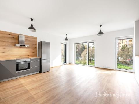 Pronájem bytu 3+kk, Praha - Kamýk, Zárubova, 68 m2