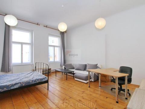 Pronájem bytu 1+1, Praha - Žižkov, Blahníkova, 45 m2