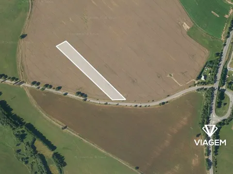 Prodej podílu pole, Kamenice nad Lipou, 3140 m2