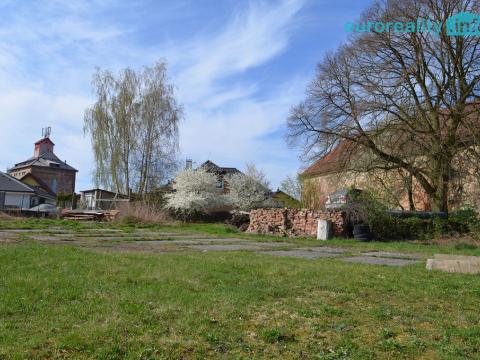 Prodej zemědělské usedlosti, Katusice, nám. Budovatelů, 196 m2