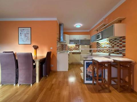 Pronájem bytu 3+kk, Praha - Karlín, Křižíkova, 89 m2