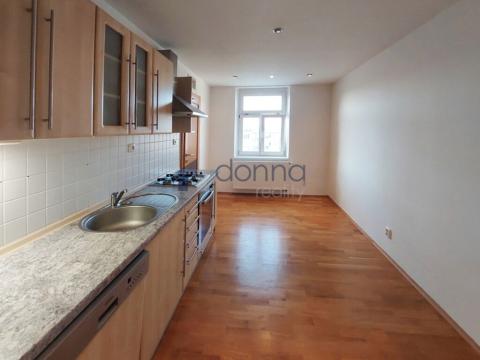 Pronájem bytu 2+1, Praha - Vinohrady, Jagellonská, 75 m2
