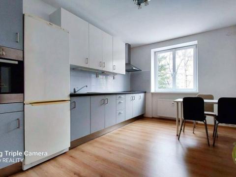 Pronájem bytu 1+1, Praha - Vršovice, Bajkalská, 33 m2