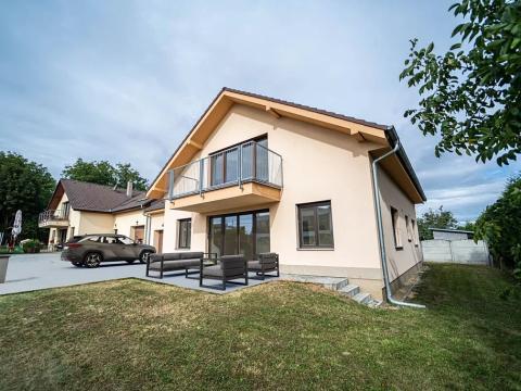 Prodej rodinného domu, Roztoky, Borkovského, 410 m2