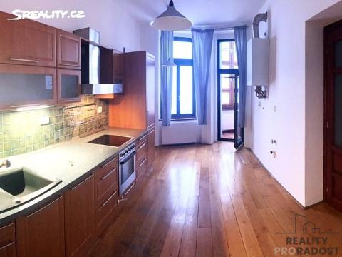 Prodej bytu 2+1, Kladno, plk. Stříbrného, 76 m2