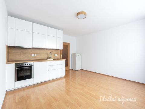 Pronájem bytu 1+kk, Praha - Řepy, Skuteckého, 31 m2