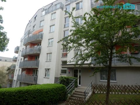 Pronájem bytu 2+kk, Praha - Záběhlice, Ginzova, 39 m2
