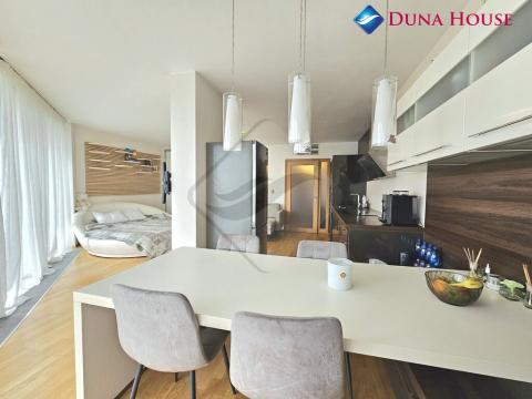 Pronájem bytu 1+kk, Praha - Žižkov, Ke kapslovně, 64 m2