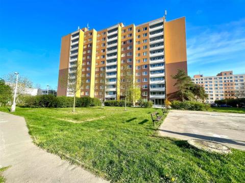 Prodej komerční nemovitosti, Praha - Žižkov, Na Jarově, 40 m2