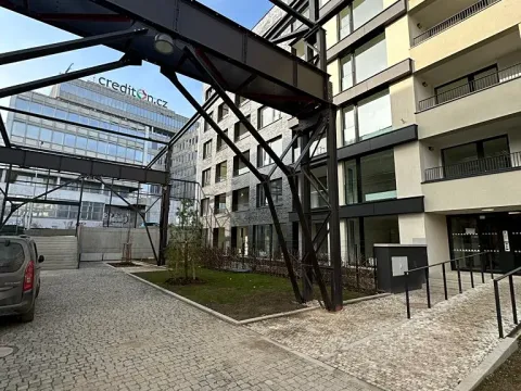 Prodej bytu 2+kk, Praha - Holešovice, U Pergamenky, 59 m2