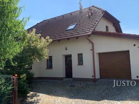 Pronájem rodinného domu, Roudné, Zahradní, 141 m2