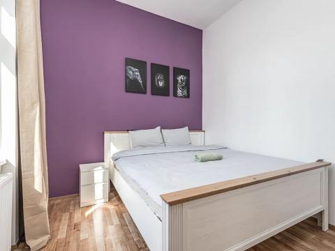 Pronájem činžovního domu, Praha - Karlín, 350 m2