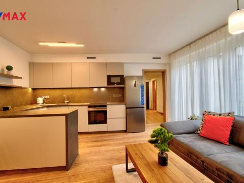 Pronájem bytu 2+kk, Praha - Vysočany, Kolbenova, 54 m2