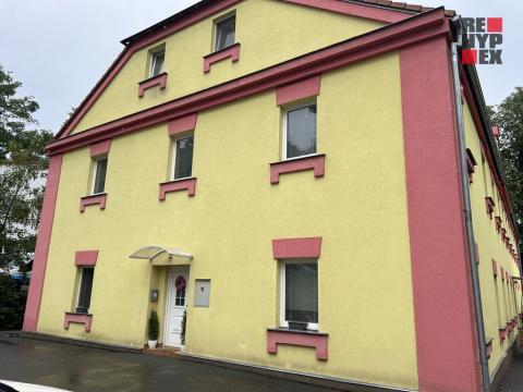 Prodej bytu 2+1, Milovice - Mladá, Zátopkova, 59 m2