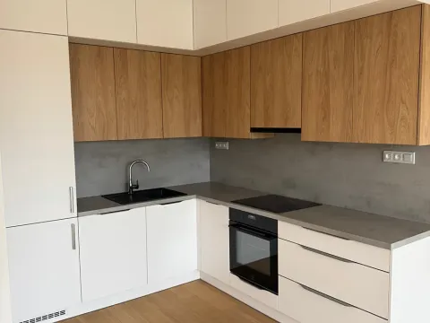 Pronájem bytu 2+kk, Praha - Hrdlořezy, V třešňovce, 57 m2