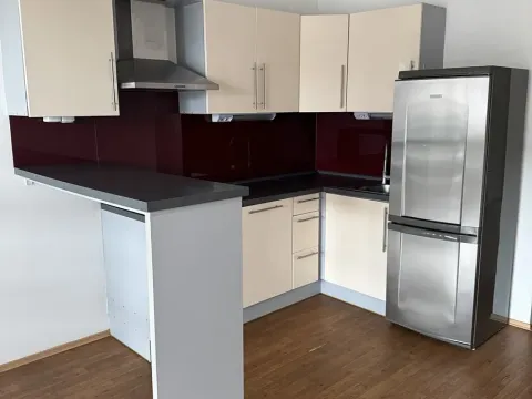 Pronájem bytu 1+kk, Praha - Modřany, Pískařská, 50 m2