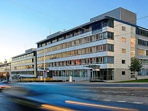 Pronájem kanceláře, Praha - Dejvice, Evropská, 158 m2