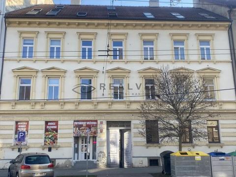Prodej obchodního prostoru, České Budějovice, Žižkova tř., 90 m2