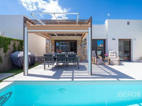 Prodej rodinného domu, Torrevieja, Španělsko, 83 m2