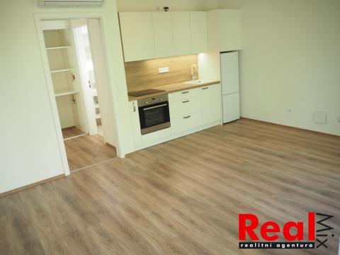 Pronájem bytu 1+kk, Brno - Přízřenice, Moravanská, 34 m2