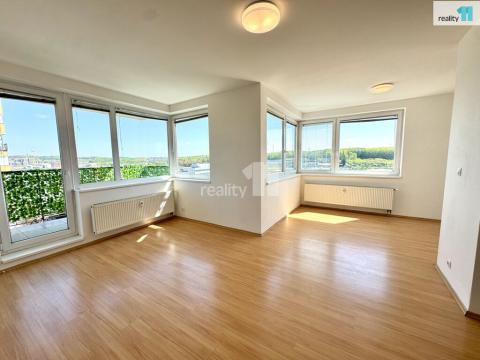 Pronájem bytu 3+kk, Praha - Vysočany, Pod Harfou, 76 m2
