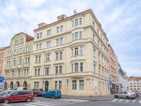 Pronájem bytu 2+kk, Praha - Nusle, Čestmírova, 50 m2